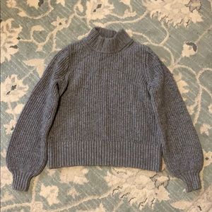 Abercrombie balloon sleeve sweater